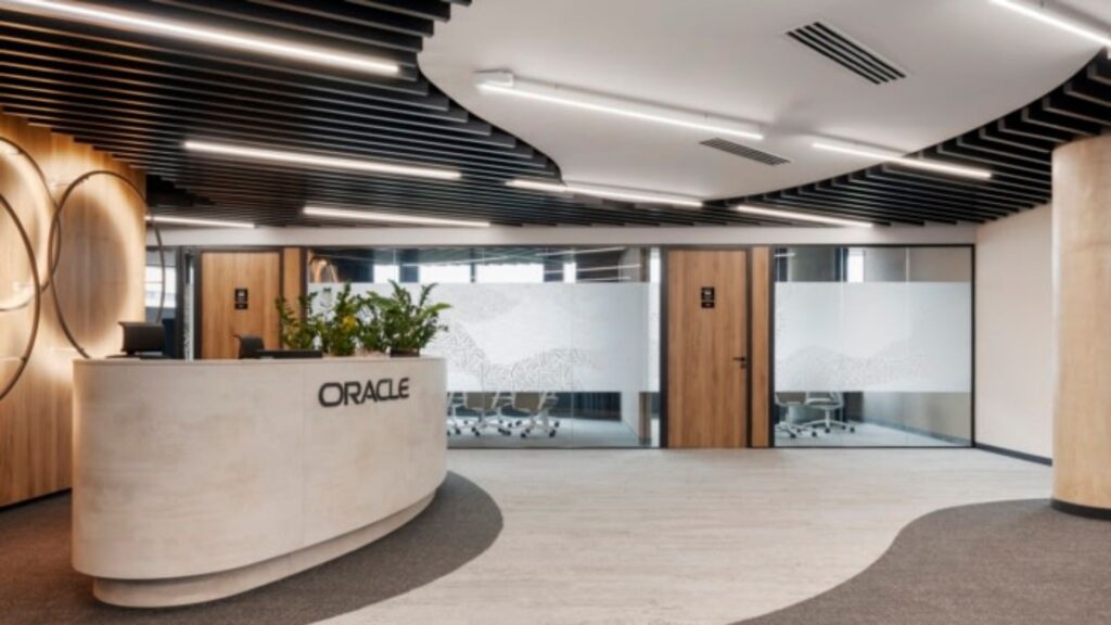 Oracle Recruitment Drive; Hiring Revenue Analyst 1