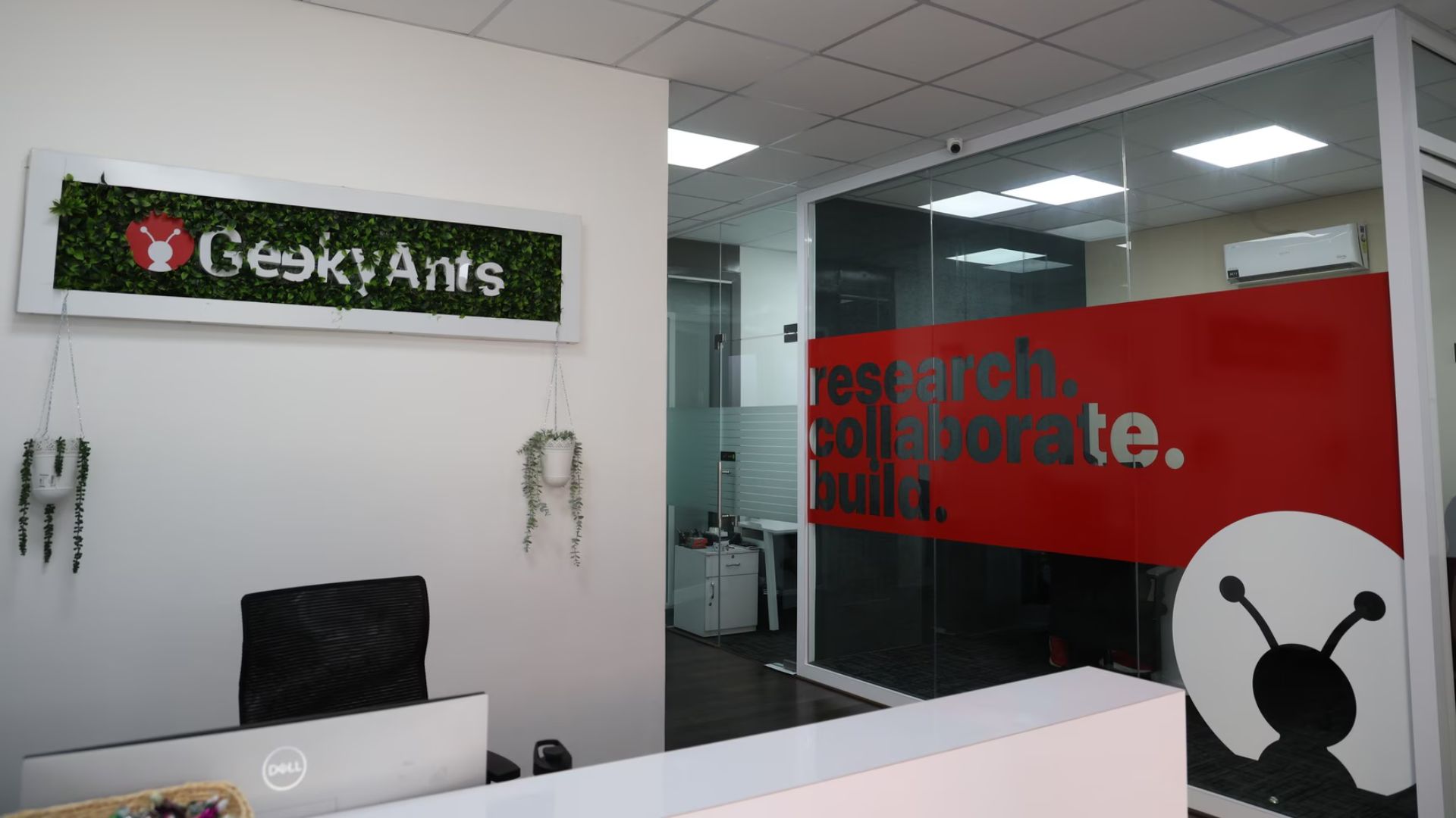 GeekyAnts Recruitment Drive; Hiring Associate Business Analyst